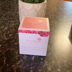 PureHeals Rose Petal Sleeping Mask